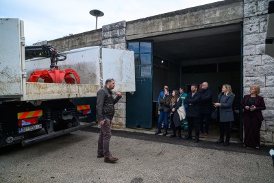 To 0 waste28-261125.JPG